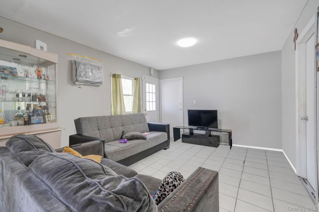 83 Revilo Avenue, Shirley, NY 11967