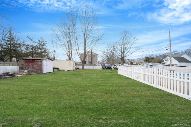 83 Revilo Avenue, Shirley, NY 11967