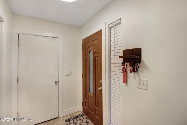 11716 VALLEY GARDEN Drive, Jacksonville, FL 32225