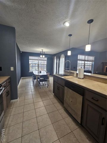 139 Lyle Curtis Circle, Waynesville, MO 65583