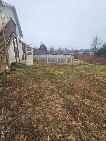 139 Lyle Curtis Circle, Waynesville, MO 65583