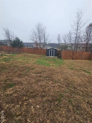 139 Lyle Curtis Circle, Waynesville, MO 65583