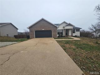 139 Lyle Curtis Circle, Waynesville, MO 65583
