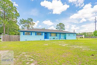 124 Drennon Drive, Jesup, GA 31545