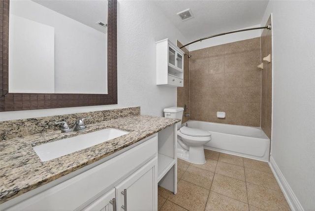 13150 Lawsons Creek Lane, Houston, TX 77072