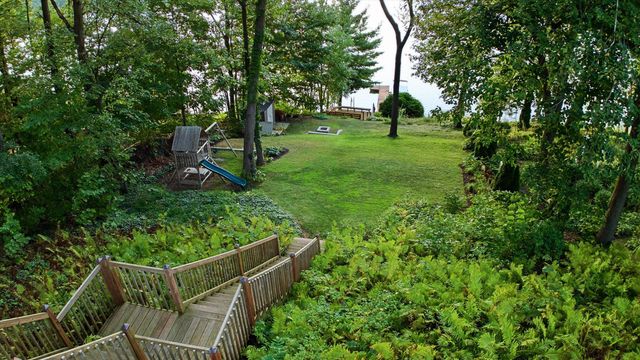 7963 Lake Crest Drive, Ypsilanti Twp, MI 48197