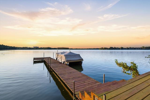 7963 Lake Crest Drive, Ypsilanti Twp, MI 48197