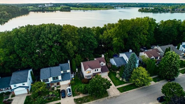 7963 Lake Crest Drive, Ypsilanti Twp, MI 48197