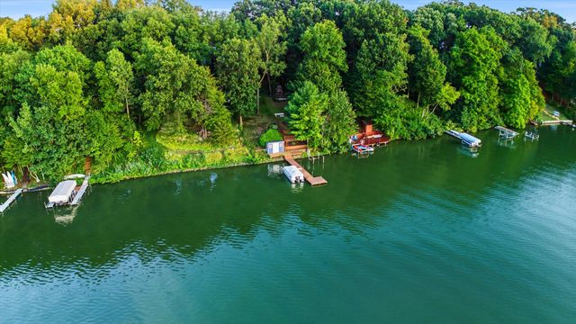 7963 Lake Crest Drive, Ypsilanti Twp, MI 48197