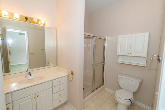 806 Copperfield Drive, South Bend, IN 46614