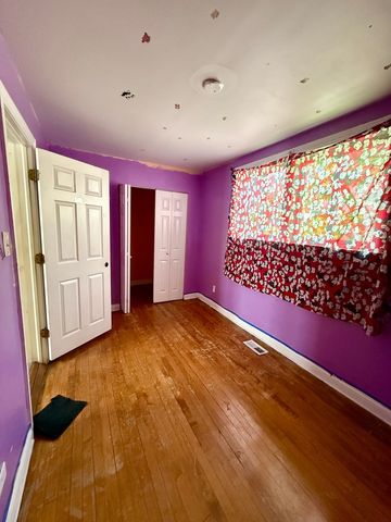 2040 W 67th Place, Chicago, IL 60636