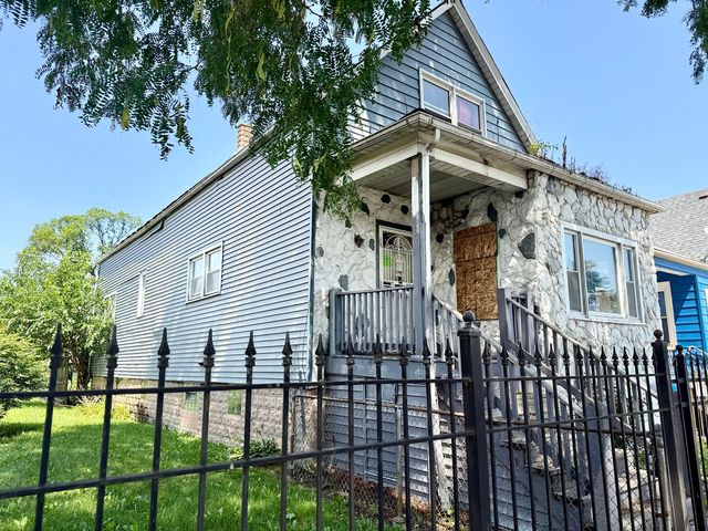 2040 W 67th Place, Chicago, IL 60636