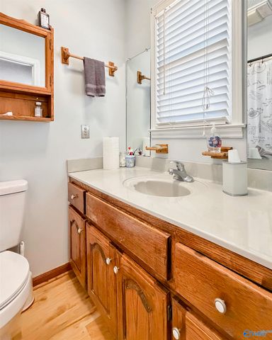 27420 Thach Road, Athens, AL 35613