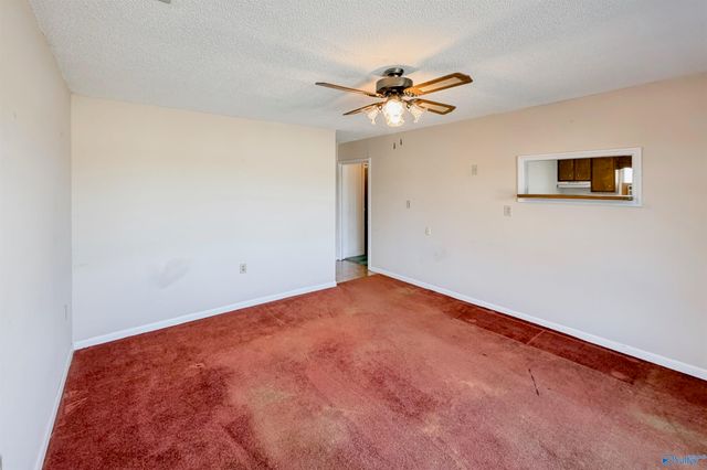 27420 Thach Road, Athens, AL 35613