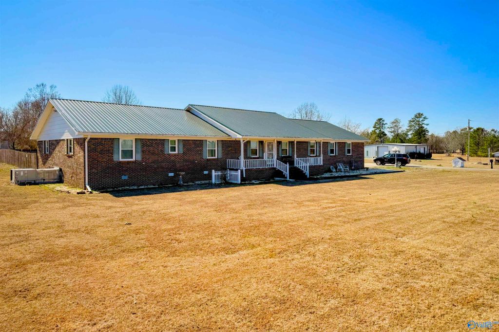 27420 Thach Road, Athens, AL 35613