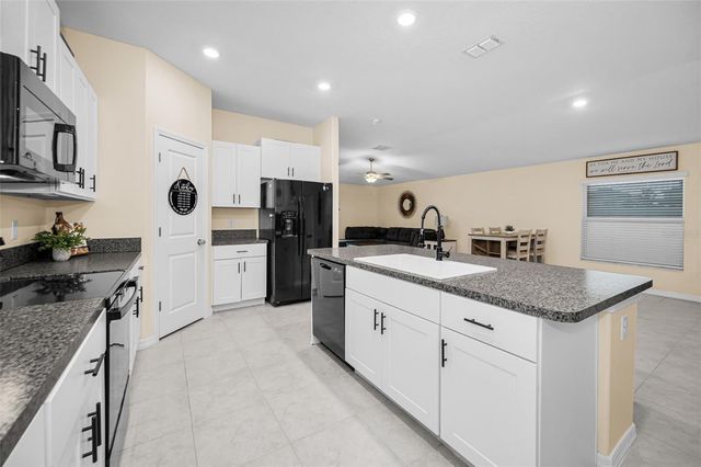 6376 SPIDER LILY WAY, New Port Richey, FL 34653