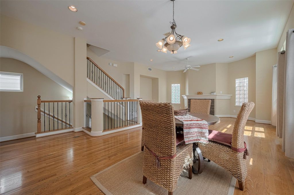 2121 Harold Street B, Houston, TX 77098