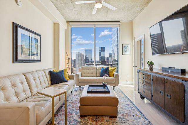 415 Church St Apt 2212, Nashville, TN 37219