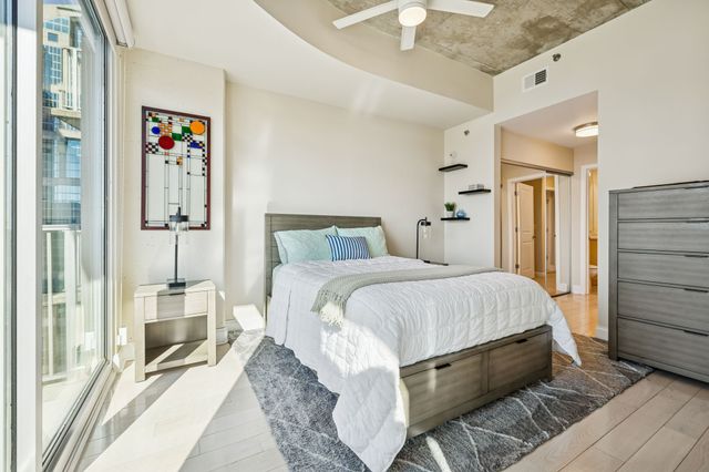 415 Church St Apt 2212, Nashville, TN 37219