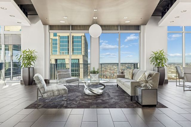 415 Church St Apt 2212, Nashville, TN 37219