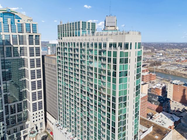 415 Church St Apt 2212, Nashville, TN 37219