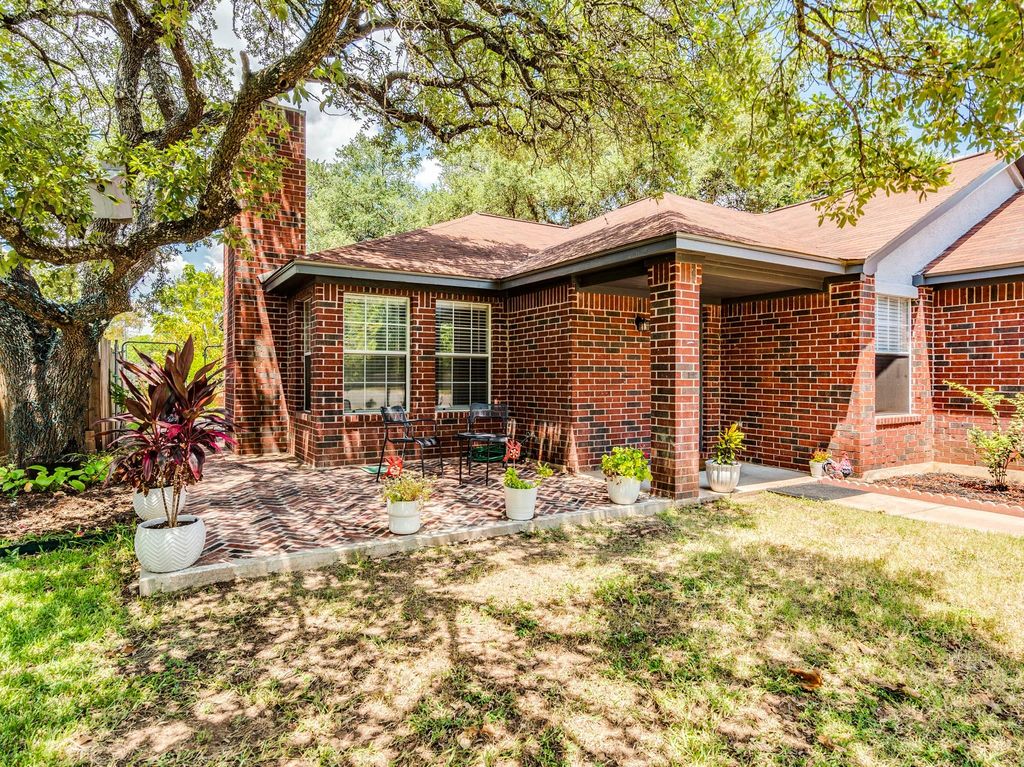 2110 Willow WAY, Round Rock, TX 78664