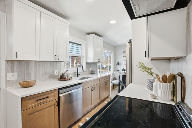 1422 E 9TH Ave, Spokane, WA 99202