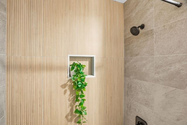 1422 E 9TH Ave, Spokane, WA 99202