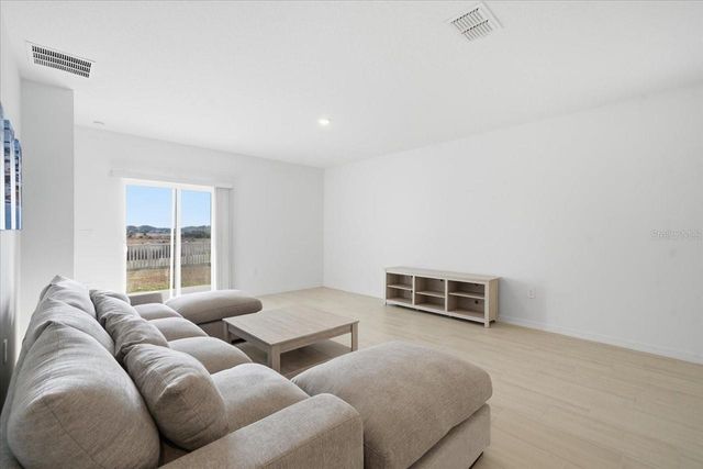 35212 GRAVELLY DRIVE, Zephyrhills, FL 33541