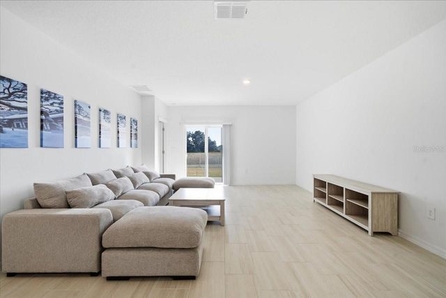 35212 GRAVELLY DRIVE, Zephyrhills, FL 33541