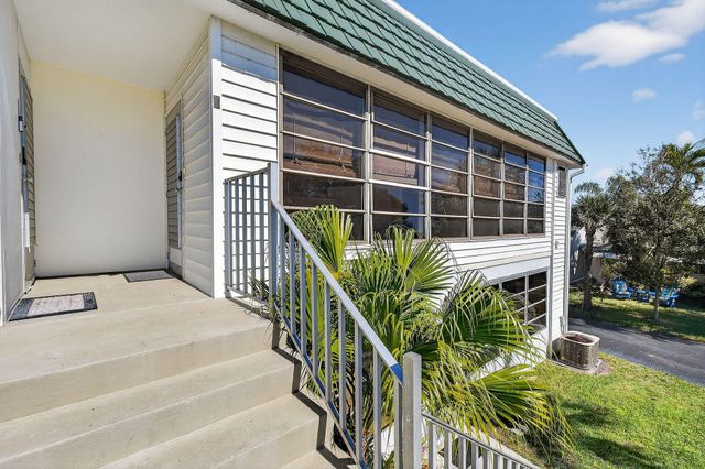 3150 Meridian Way S 7, Palm Beach Gardens, FL 33410