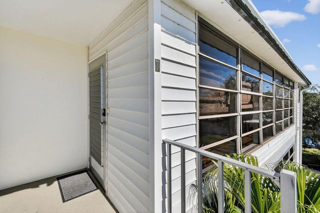 3150 Meridian Way S 7, Palm Beach Gardens, FL 33410