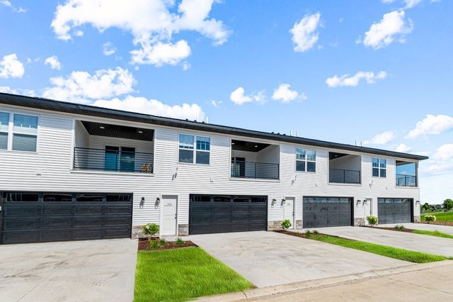 2301 Water Tower Pl, North Liberty, IA 52317