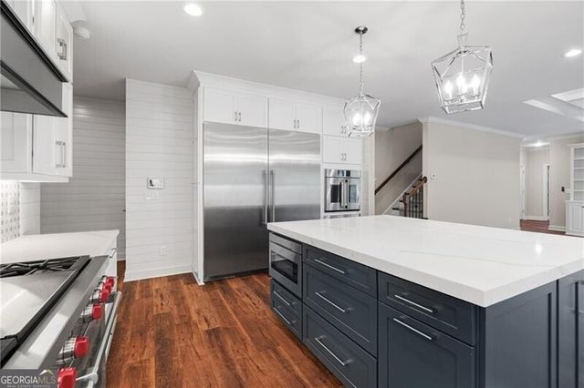 309 Peninsula Point, Canton, GA 30115