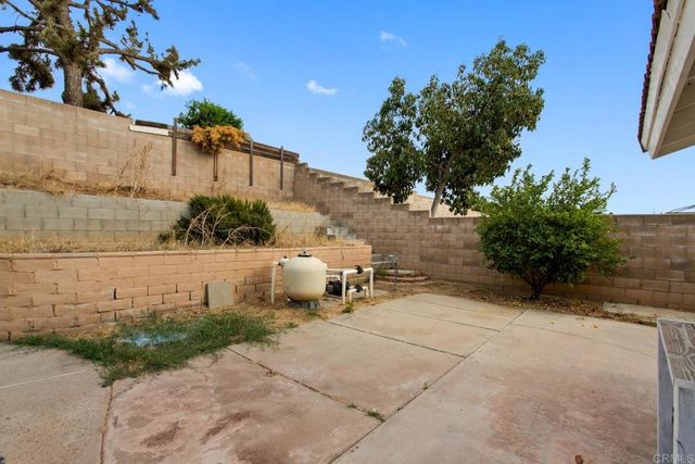 2905 Indian Canyon Court, Highland, CA 92346