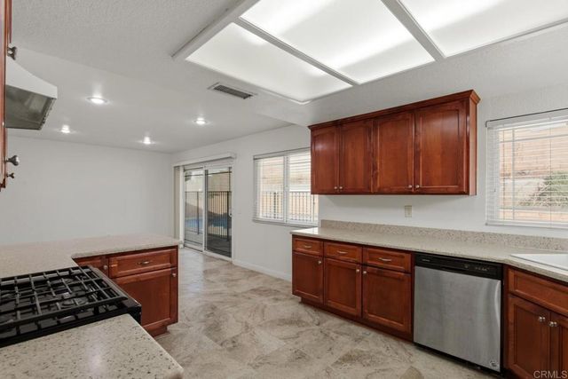2905 Indian Canyon Court, Highland, CA 92346