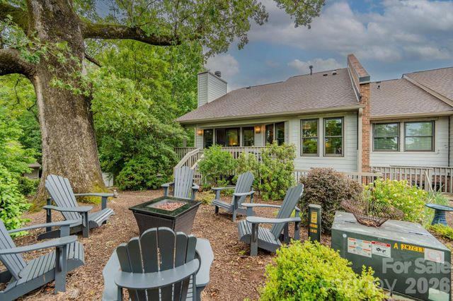 77 Chestnut Street 106, Tryon, NC 28782
