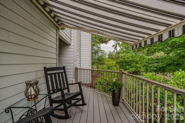 77 Chestnut Street 106, Tryon, NC 28782
