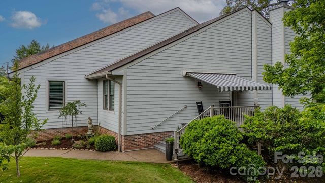 77 Chestnut Street 106, Tryon, NC 28782