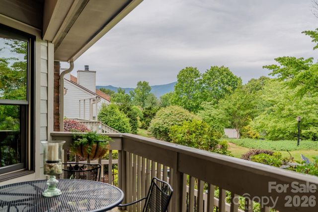 77 Chestnut Street 106, Tryon, NC 28782