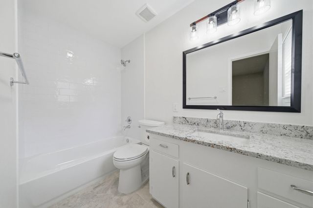 410 Vance Street, League City, TX 77573