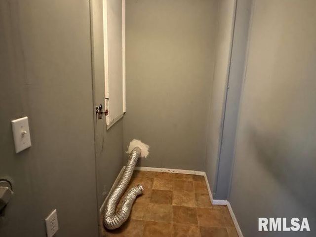 1503 W MILLMAN Street, Peoria, IL 61605