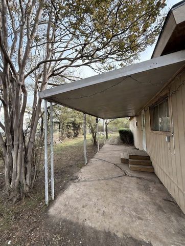 7443 Anderlan Road, The Colony, TX 75056