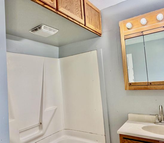 514 S Bluff Street, Monticello, IN 47960