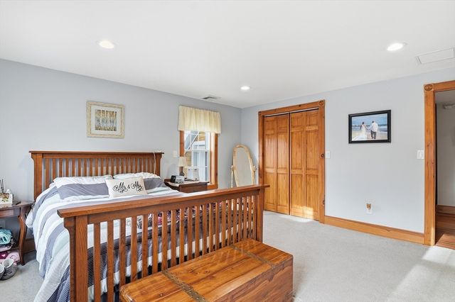 25 Upton Street, Millbury, MA 01527