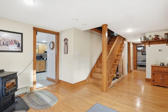 25 Upton Street, Millbury, MA 01527