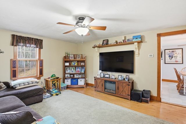 25 Upton Street, Millbury, MA 01527