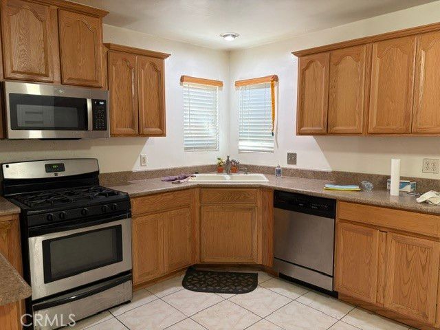 641 West 48th, San Bernardino, CA 92407