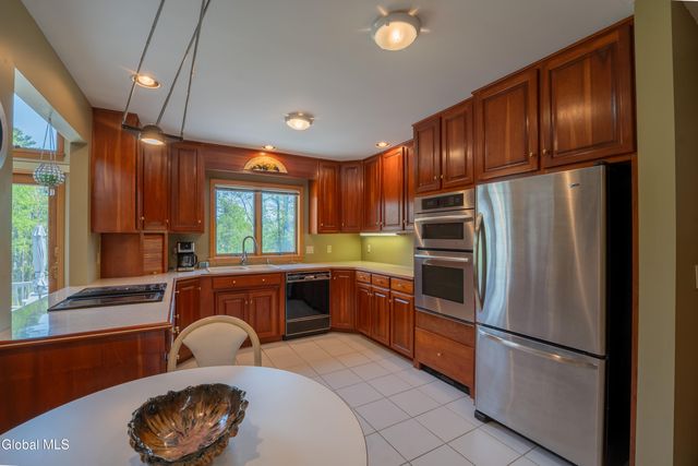 120 Longview Drive, Mayfield, NY 12078