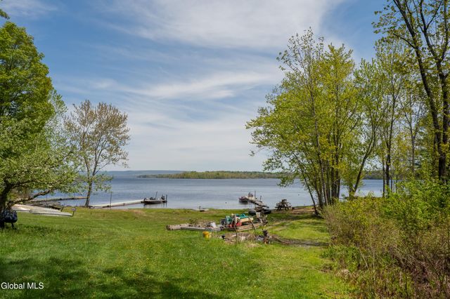 120 Longview Drive, Mayfield, NY 12078
